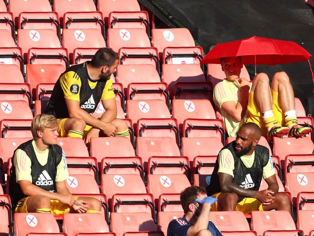  "Pitanje je da li će Ozil ikad više obući dres Arsenala" 