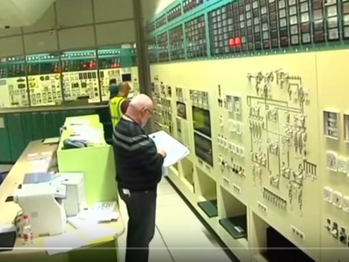  NUKLEARNO KRESANJE: Francuzi zatvorili najstariju atomsku centralu 