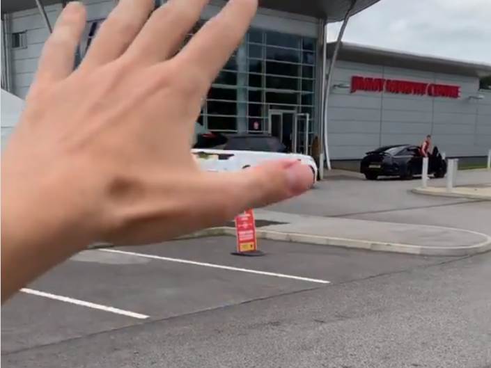  Matić ima najboljeg taksistu! Nasmešićete se posle ovog snimka (VIDEO) 