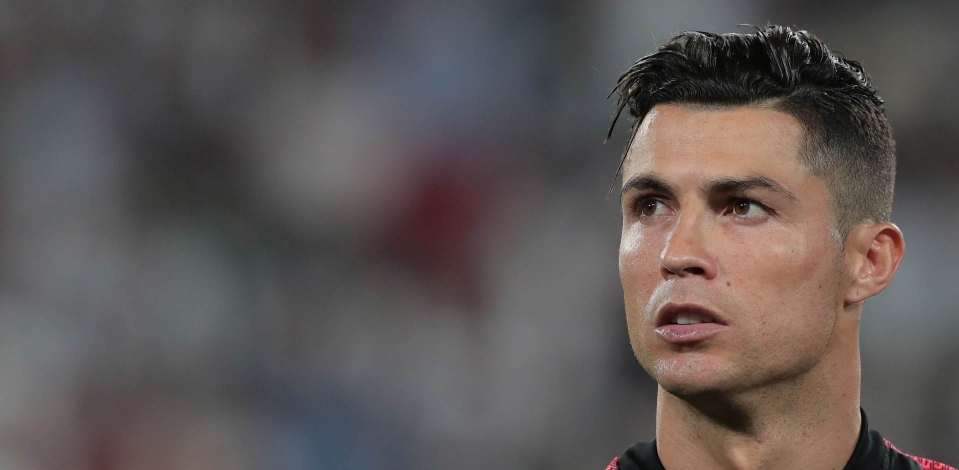  Ronaldo se zanio, ali je posle opomene poslušao 