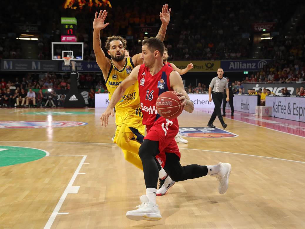  OTKAZ košarkašu u Nemačkoj jer je išao na proteste: Rizik je za saigrače i zato "leti"! 