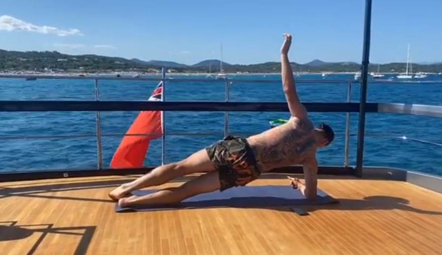  Zlatan-Ibrahimovic-trening-na-odmoru-luksuzna-jahta-VIDEO 