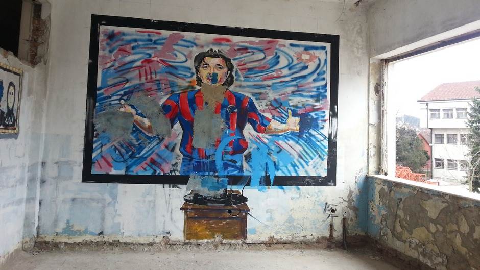  Uništeni radovi KC Punkt u Nikšiću (FOTO) 