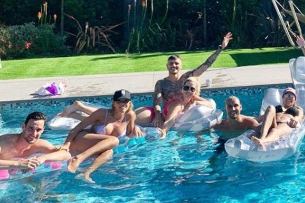  LUDILO: VANDA IKARDI I DRUGARICE sa FUDBALERIMA NA GOMILI u bazenu 