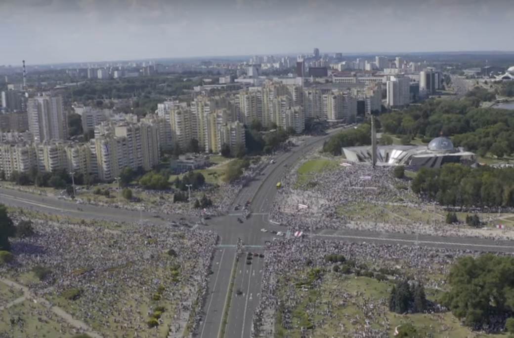  KLJUČA U BELORUSIJI: Pogledajte snimke iz vazduha NAJMASOVNIJEG protesta u istoriji te zemlje, BUKNU 