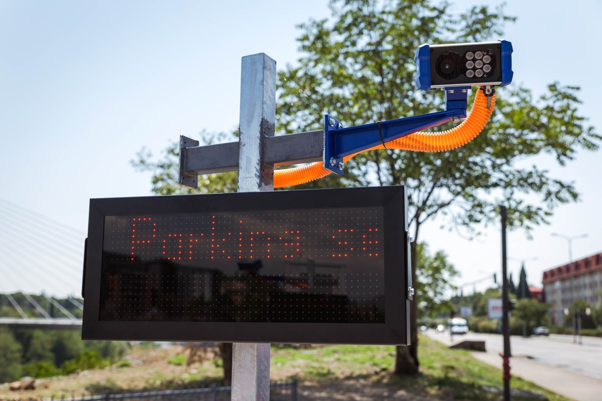  PODGORICA dobila prva SMART PARKIRALIŠTA! Besplatan parking do kraja septembra 