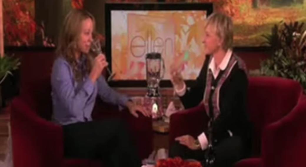  Elen-Dezeneres-Maraja-Keri-emisija-tera-je-da-pije-alkohol-sampanjac-trudna 