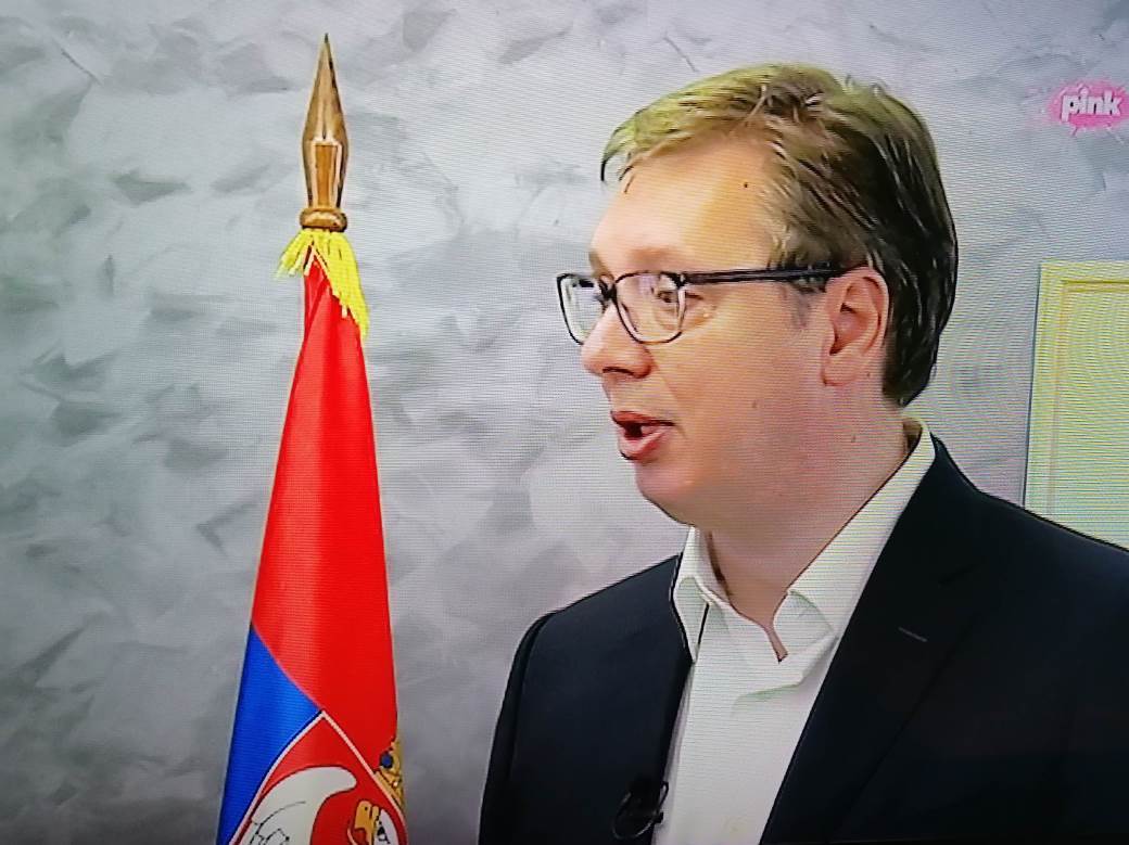  OGLASIO SE VUČIĆ NAKON OPASKE ZAHAROVE 