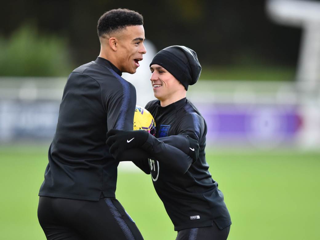  ENGLESKI FUDBALERI "PRIVODILI" PROSTITUTKE: Mlade zvezde reprezentacije već proterane iz tima! 