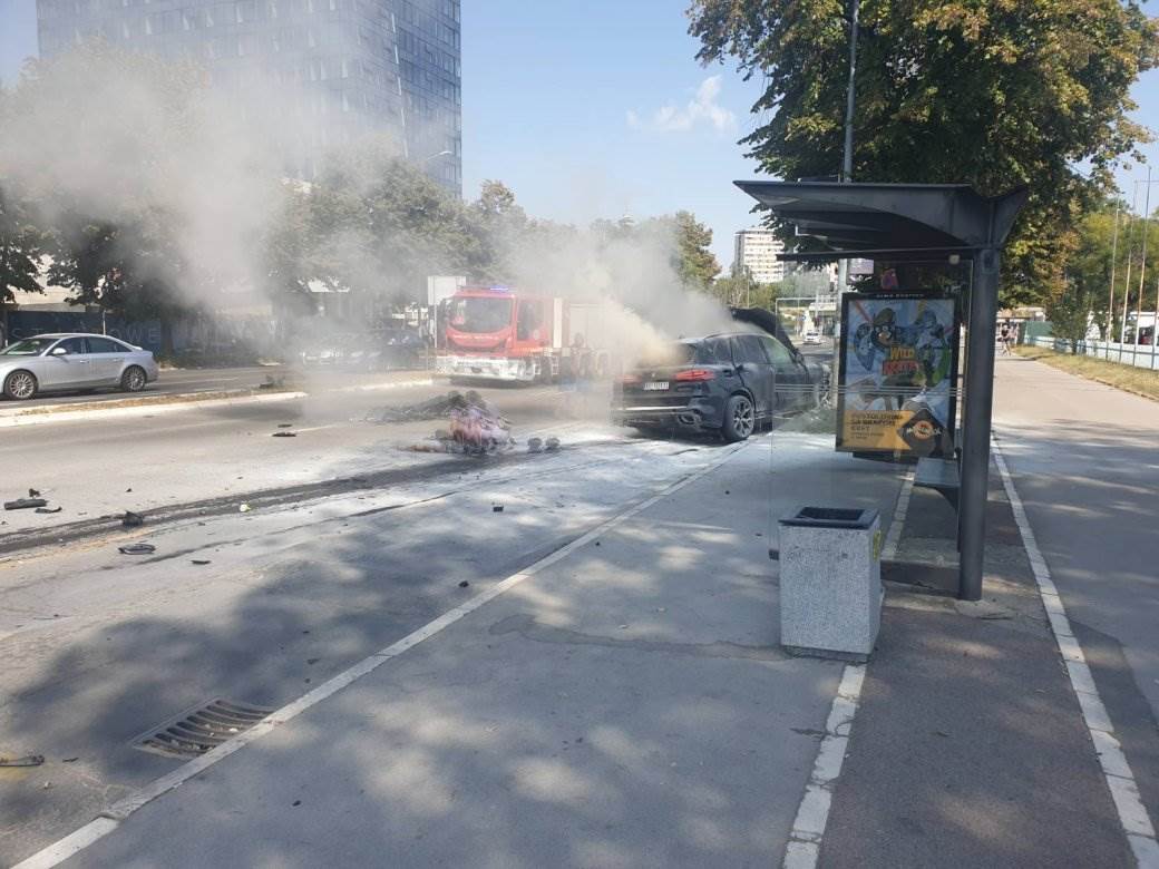  Bomba-Novi-Beograd-dzip-eksplozija-Omladinskih-brigada 