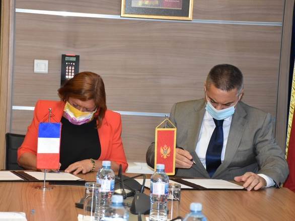  Veljović i Toudic Gaborit potpisali sporazum o donacij 