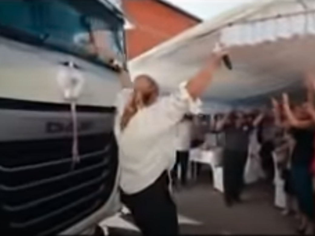  Stanojka-Mitrovic-Cana-na-svadbu-dosla-kamionom 