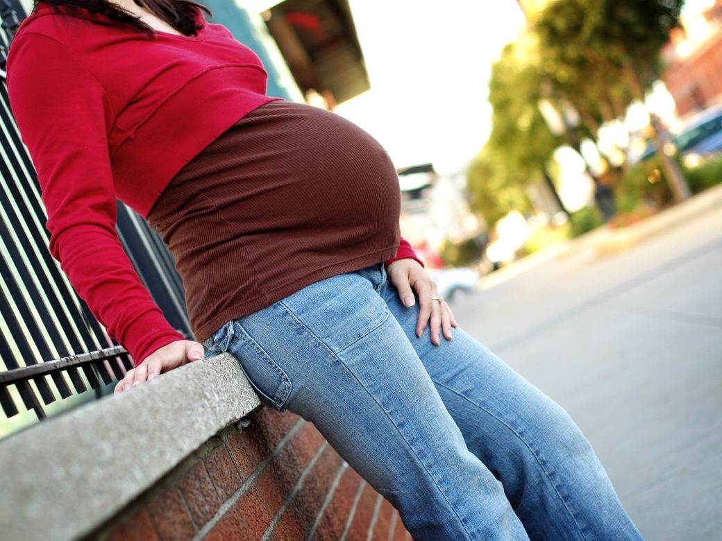  Trudnica-trudnice-Indija-isekao-zenu-po-stomaku-da-vidi-kog-je-pola-beba 