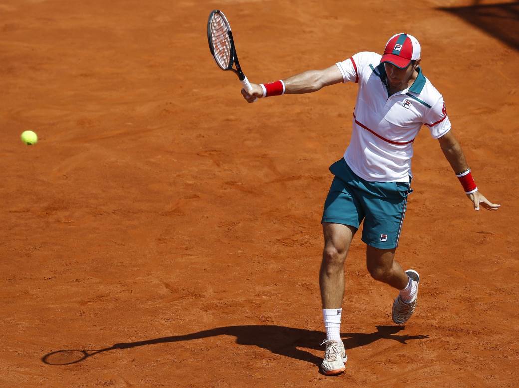  LAJOVIĆ "PRAŠI" U HAMBURGU: Pao je Hačanov, naredni je možda Cicipas 