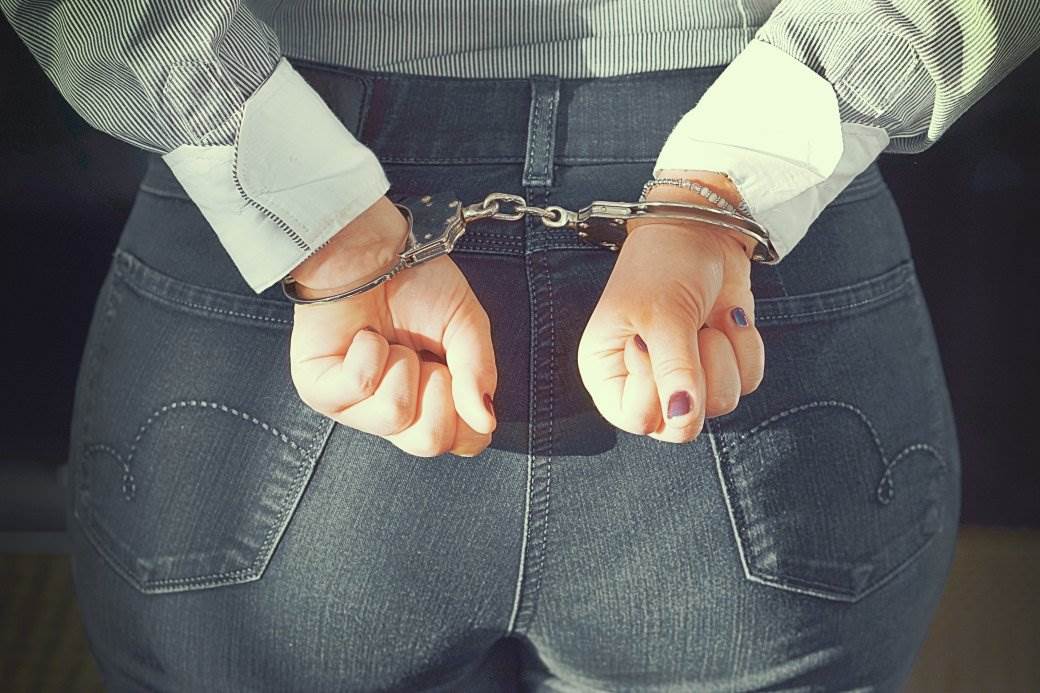  Uhapšena ženska osoba zbog distribucije lijekova sa liste opijata 