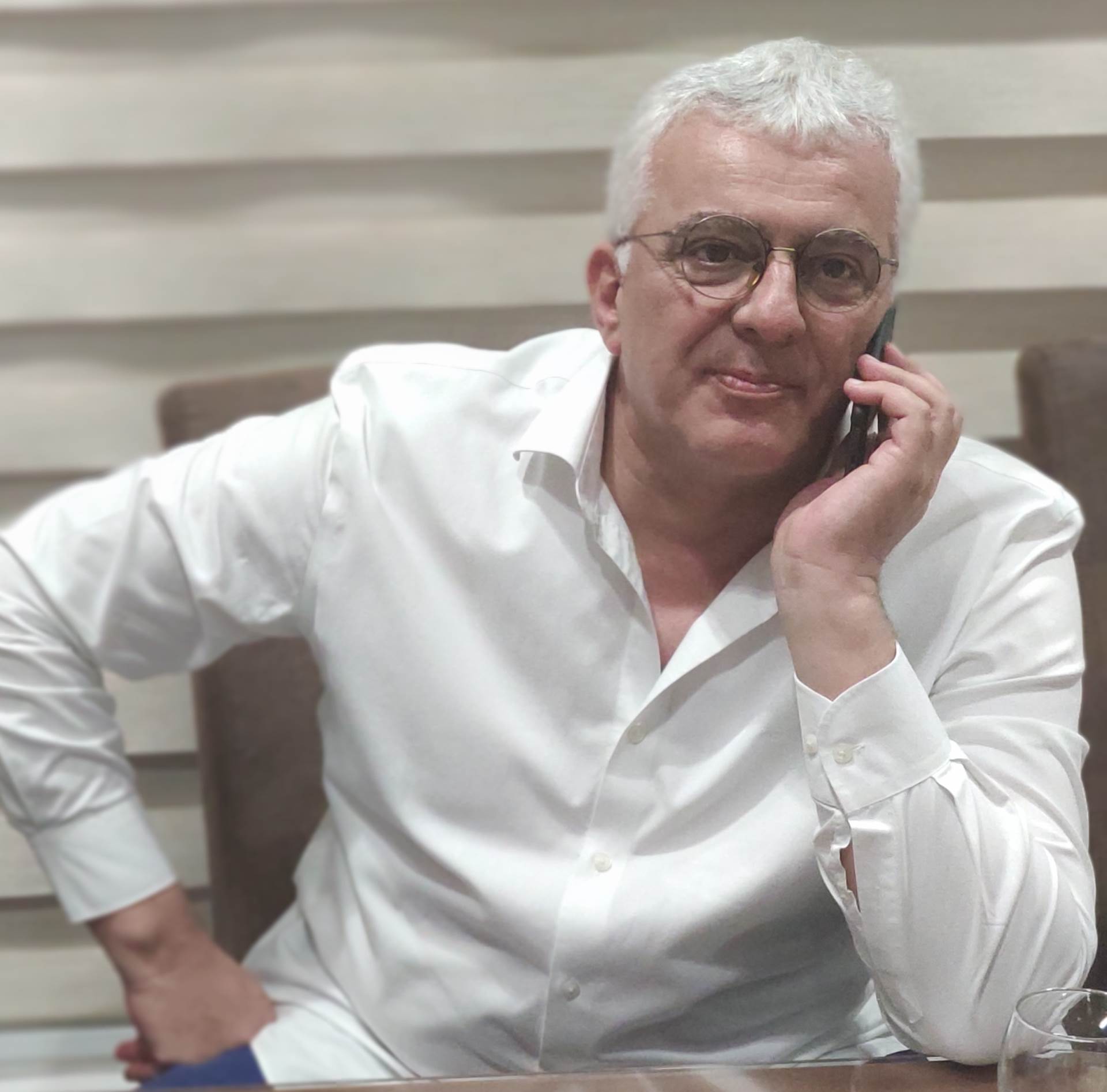  MANDIĆ RAZGOVARAO SA VUČIĆEM: VAKCINE NAM STIŽU IZ SRBIJE! 