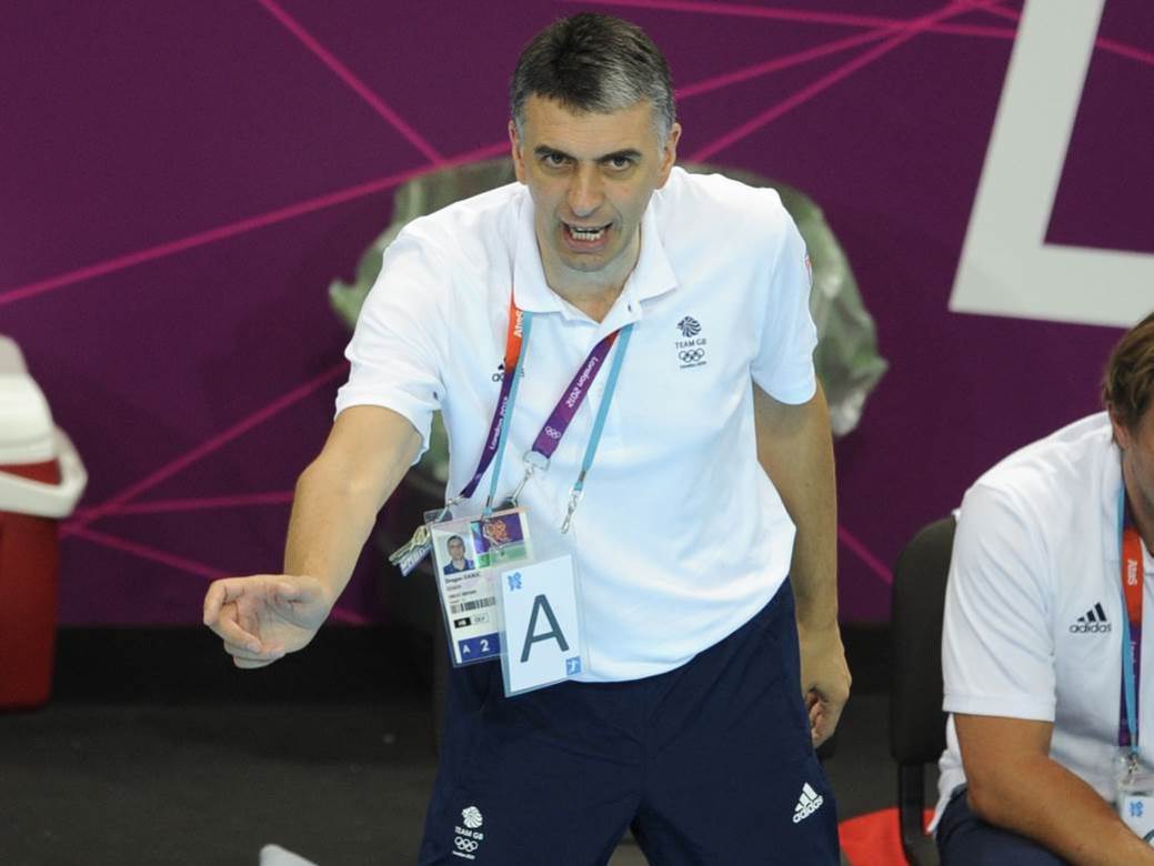  OVAKO SE IGRALA ODBRANA U JUGOSLAVIJI: 3:2:1 - Povratak korijenima! Đukić objavio knjigu, podržali ga Adžić i Vujović 