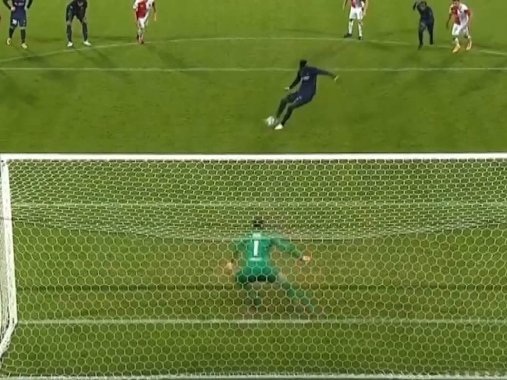  OVO JE SVINJARIJA NAJVEĆEG STEPENA: Česi pobesneli zbog Slovenca, direktno ga krive za eliminaciju (VIDEO) 