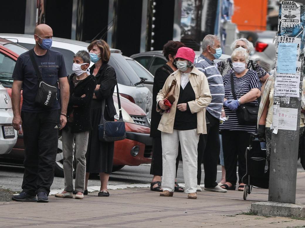  "NEŠ, VIRUSE": Hrvat postao HIT na društvenim mrežama zbog svoje zaštitne maske! 