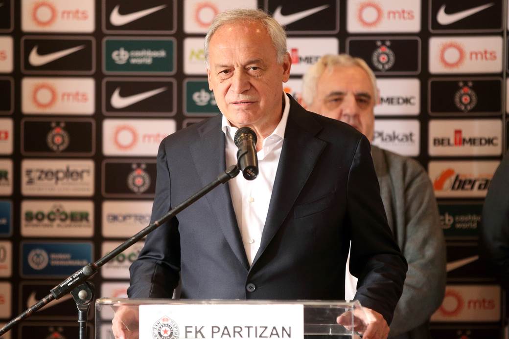  MILORAD VUČELIĆ U TEŠKOM STANJU: Predsednik FK Partizan priključen na respirator! 