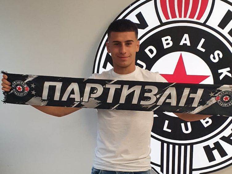  Partizanov omladinac potpisao profesionalni ugovor! 