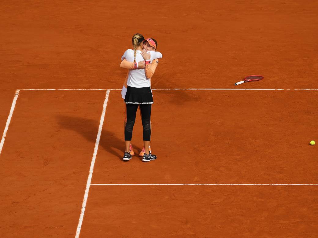  TURNIR SE OTKAZUJE ZBOG KVALITETA TENISERKI: Neverovatna scena na WTA turu! 