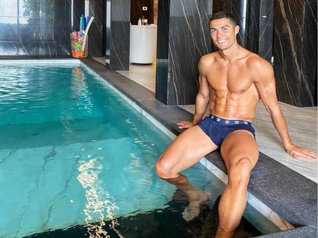  ŠTA SE DEŠAVA S RONALDOM? Već dvije nedelje je pozitivan na korona virus! 