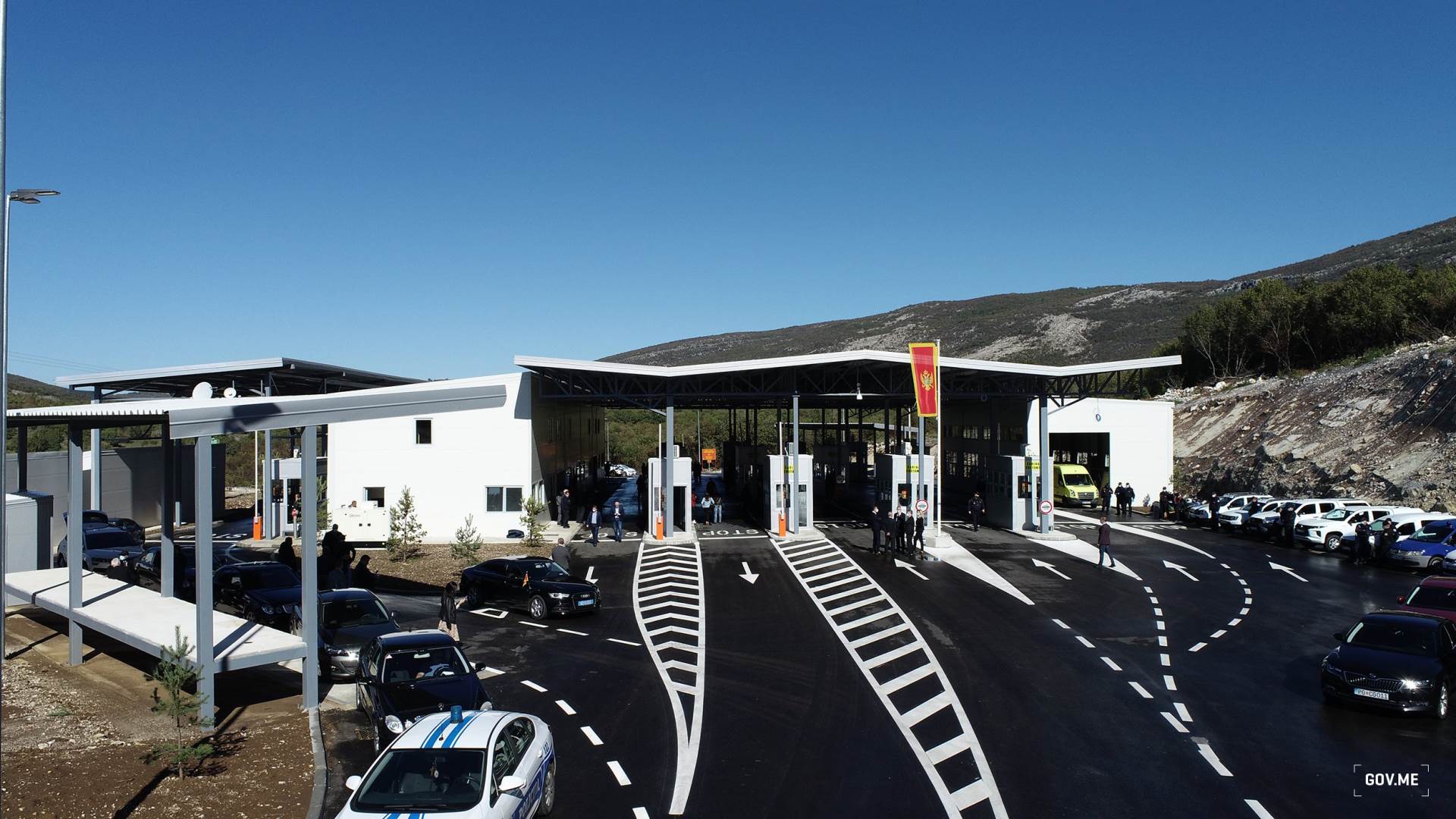  PREMIJERI CRNE GORE I BiH otvorili zajednički granični prelaz Vraćenovići - Deleuša 