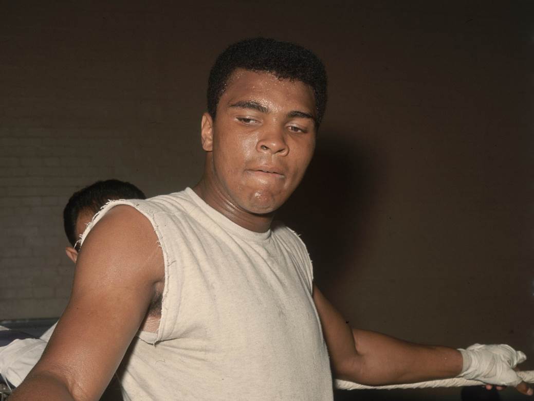  Pre pola veka je Muhamed Ali pobedio državu i vratio se boksu 