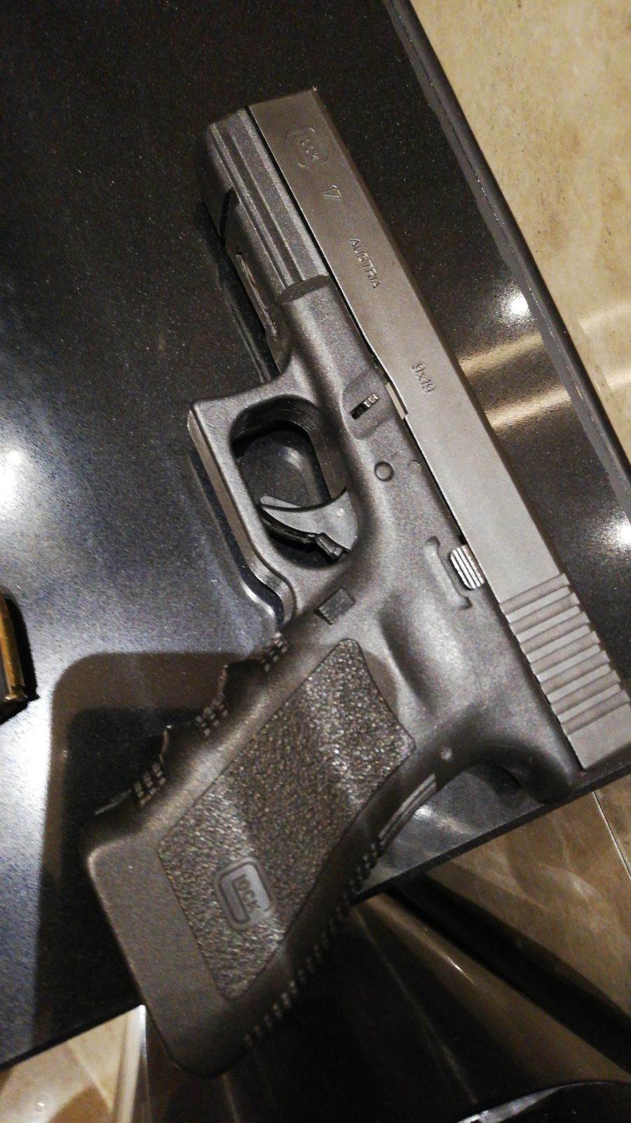  Identifikovana i uhapšena osoba čiji je pištolj pronađen u hotelu u Baru 