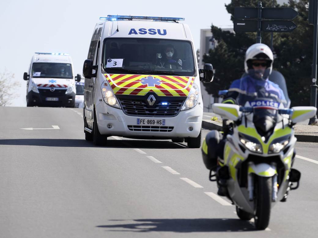  NOVI UŽAS U FRANCUSKOJ: Ubijena trojica policajaca, još jedan ranjen! 