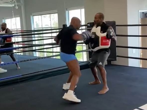  TAJSONE ZVERINO! Novi snimak ostavio navijače bez teksta, pa on je brz kao mladić! ( 