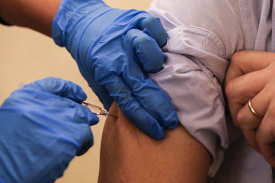  Ruska doktorka otkrila koje simptome izaziva cepivo Sputnjik V 