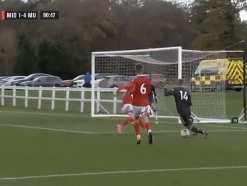  DRIBLA KAO MESI I DAJE GOLOVE ZA ŠPICE: Da li će ovaj 16-godišnjak spasiti Junajted i zaseniti Holanda? (VIDEO) 