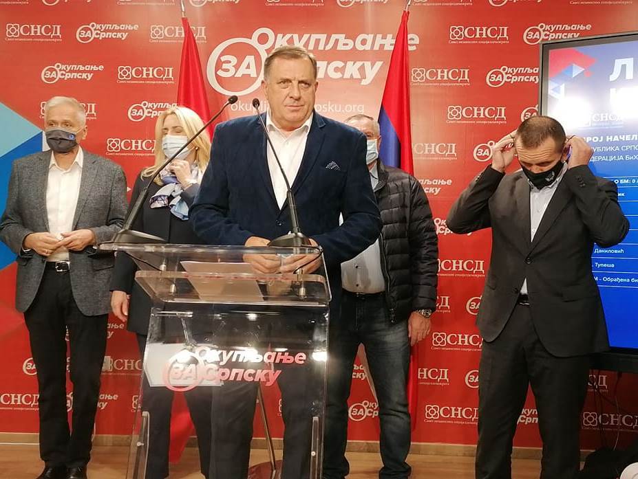  DAN NAKON PORAZA: Milorad Dodik najavio finansijsku blokadu Banjaluke 