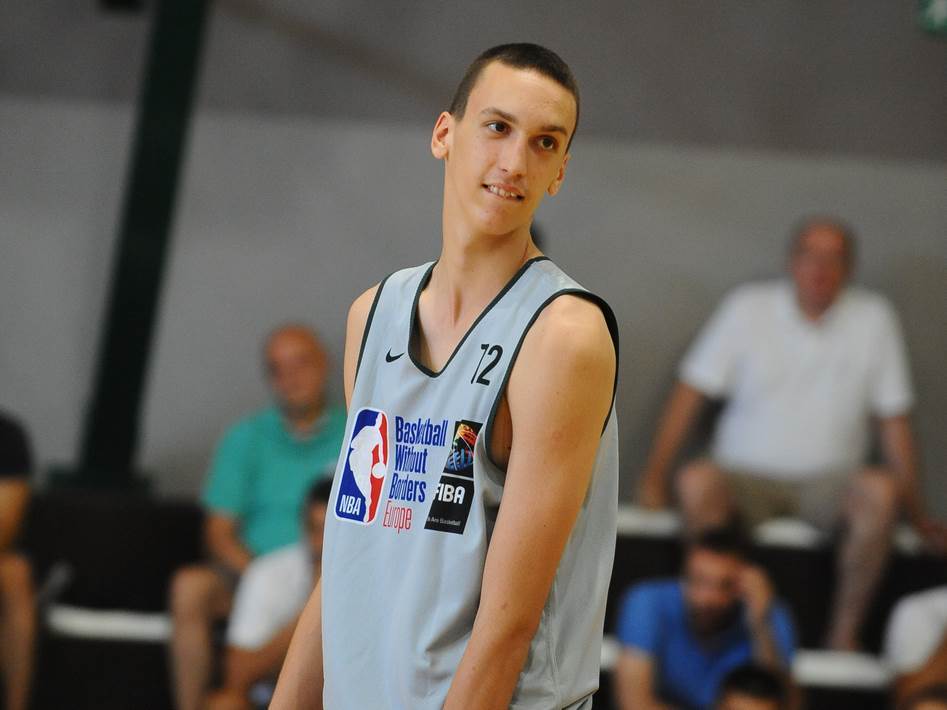  ALEKSEJ JE STVOREN ZA NBA: Pogledajte kako se igrao na NBA debiju u Oklahomi! (VIDEO) 