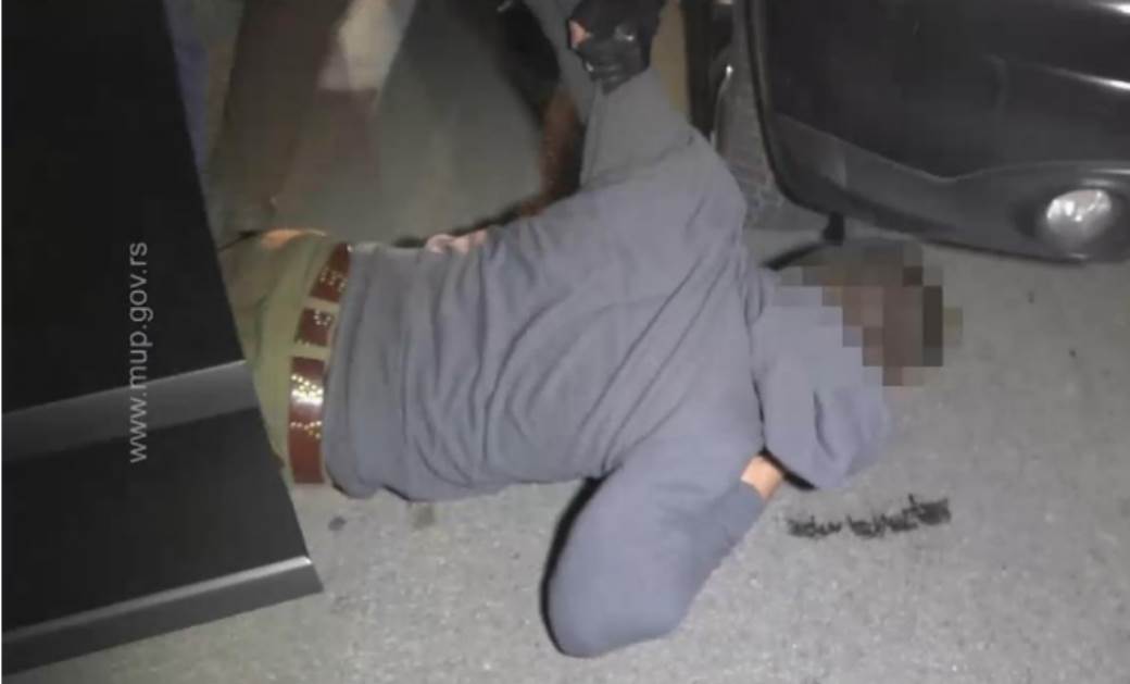  DJEČJA PORNOGRAFIJA U BEOGRADU: Policija upala u stan i našla jeziv materijal, uhapšeno dvoje 