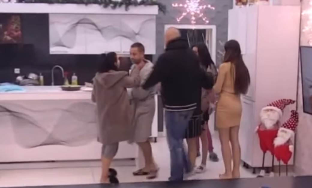  Zerina i Đedović u žestokom sukobu, razdvajalo ih obezbeđenje! 