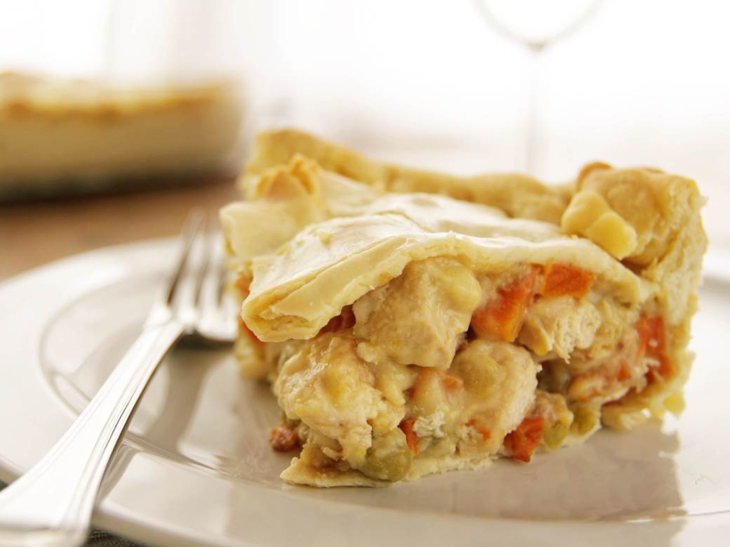  DOMAĆA PITA S PILETINOM I POVRĆEM 