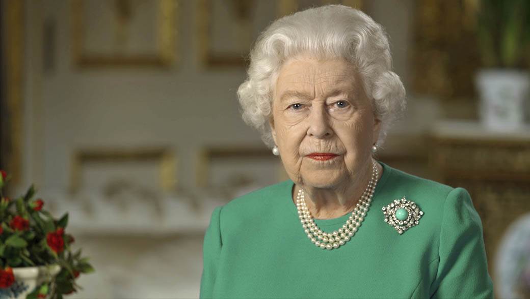  Britanska kraljica će čekati ispred ambulante sa ostalim penzionerima, da bi primila vakcinu! 