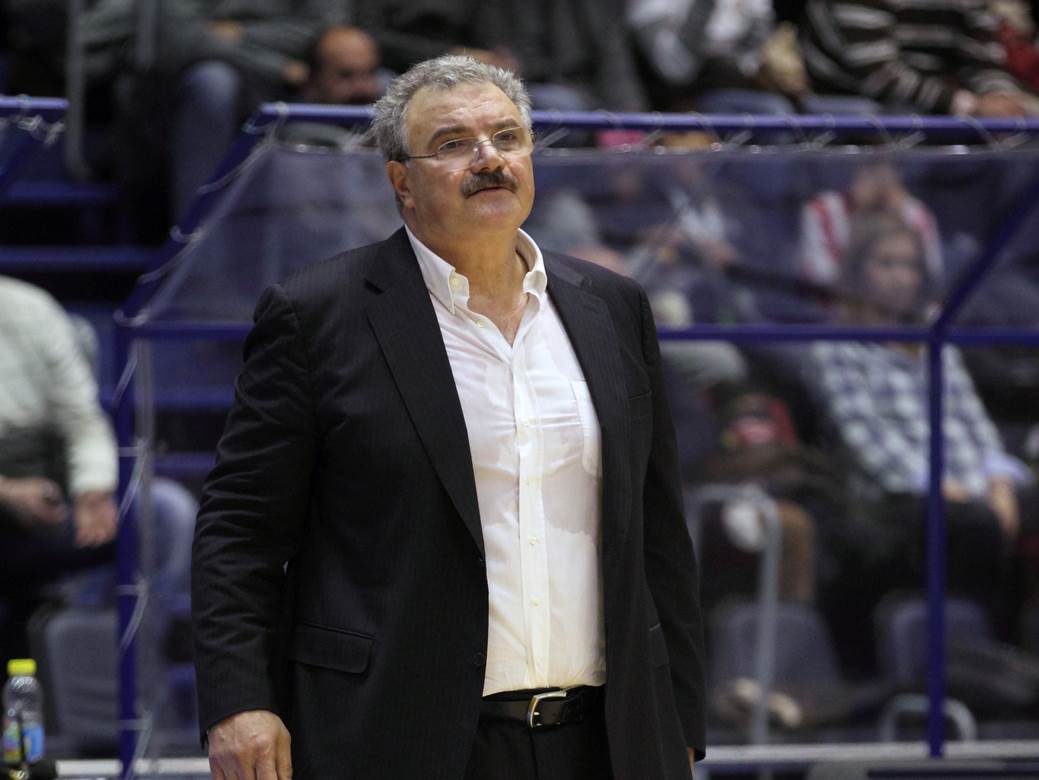  EKSPRESNO POSTAVLJEN NOVI TRENER U BOLONJI 