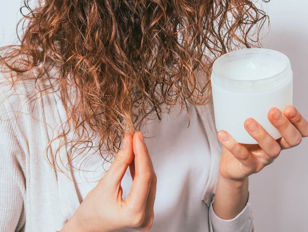  kovrdzava-kosa-nega-kose-maska-za-kosu 