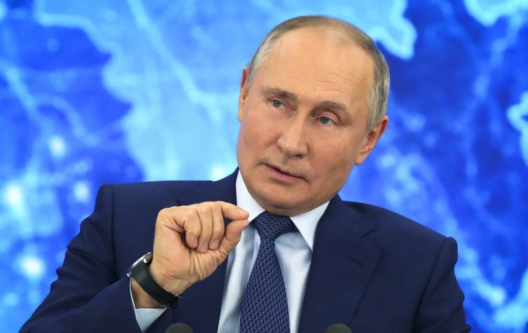  DA GA NE BOLI GLAVA: Vladimir Putin rešio da obezbedi sebi doživotnu funkciju 
