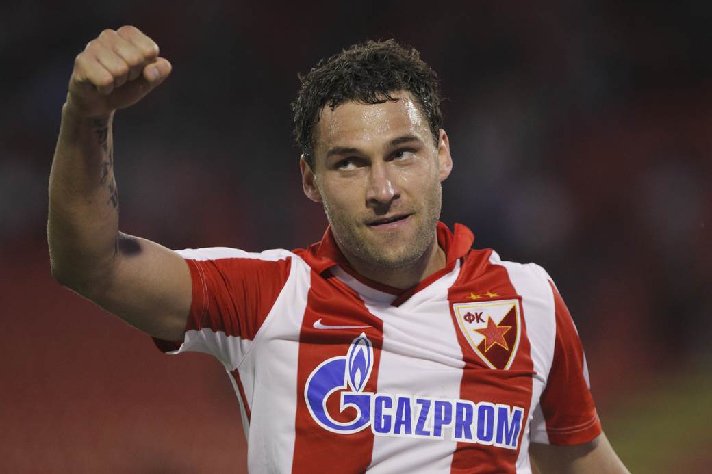  ZVEZDA SPREMILA TOŠIĆU 400.000 EVRA: Bivši reprezentativac do Božića donosi odluku! 