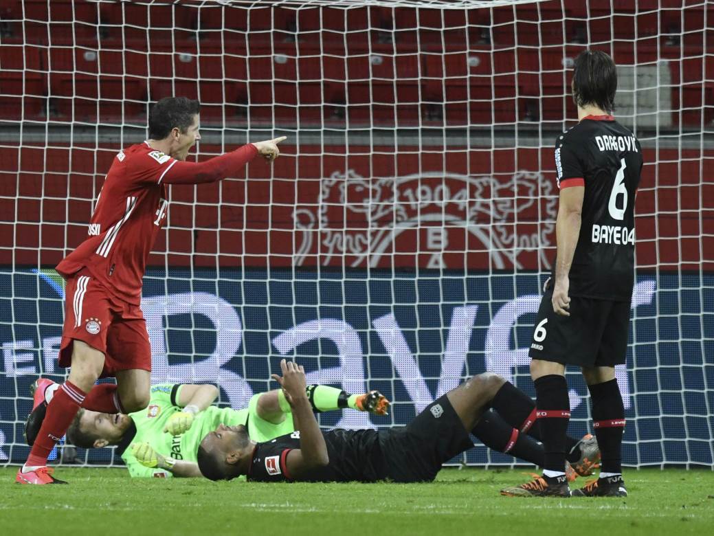  LIONELE I KRISTIJANO, GLEDAJTE: Zbog ovoga je Robert Levandovski najbolji igrač sveta! 