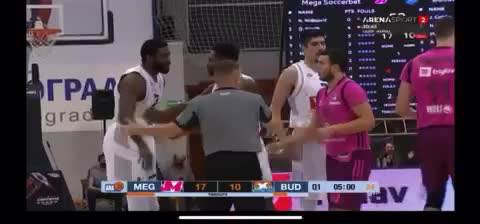  POGLEDAJTE INCIDENT NA UTAKMICI MEGA - BUDUĆNOST! RID ISKLJUČEN! 