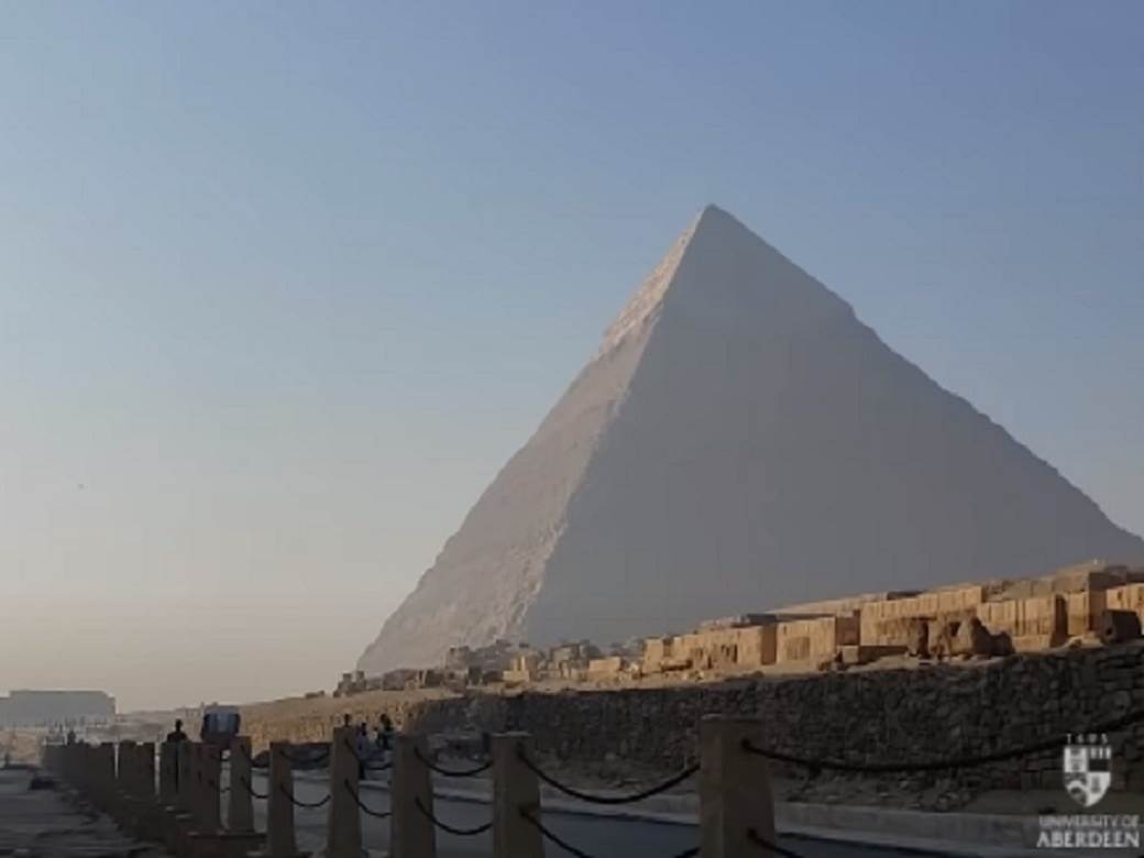  OTKRIVEN PREDMET STAR 5.000 GODINA: Delić Keopsove piramide pronađen u kutiji cigareta! 