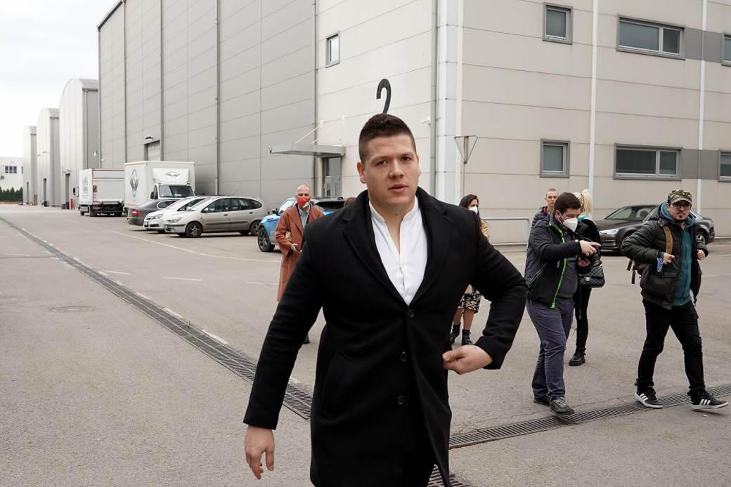  SLOBA RADANOVIĆ DOŽIVEO SAOBRAĆAJNU NEZGODU: Imao udes kod stadiona Crvene zvezde! 