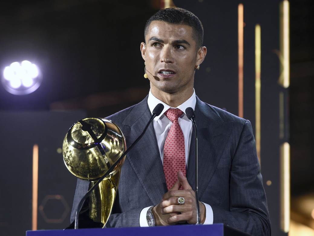  RONALDO IZ DUBAIJA POSLAO POSEBNU PORUKU: Prijatelju, čestitam ti! 