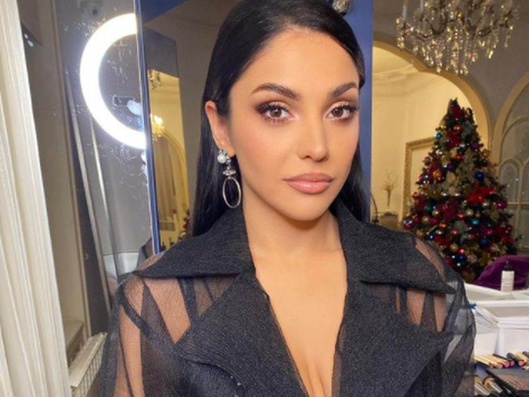  PRVI PUT OTKRILA DA JOJ NIJE PRAVO IME NADICA: Pevačica iznela tajne iz života - roditelji je se odr 